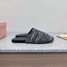 Miu. M Baotou Pantofole